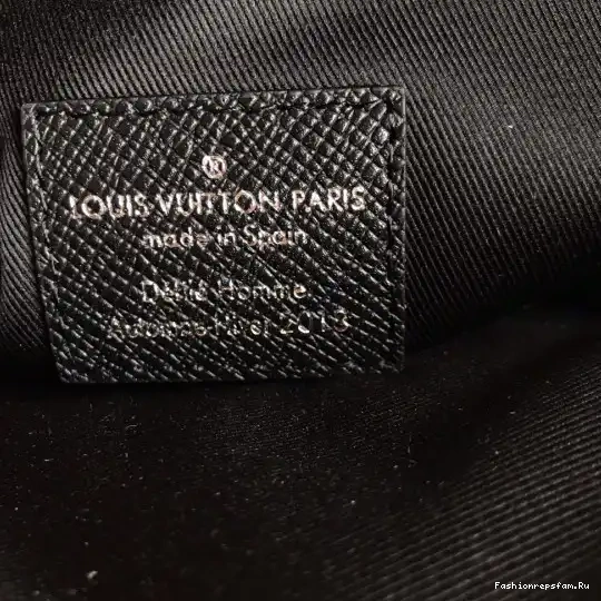 FS CHEAP Louis Vuitton Messenger 0529